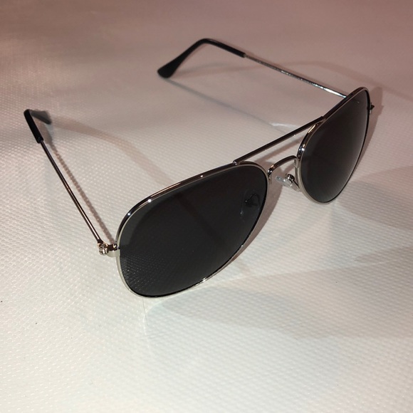 Aviator style sunglasses - Picture 5 of 5